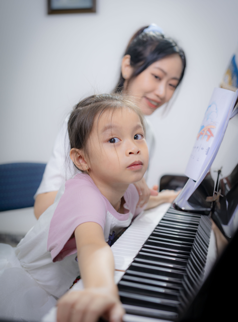 LỚP HỌC PIANO TẠI ARIA