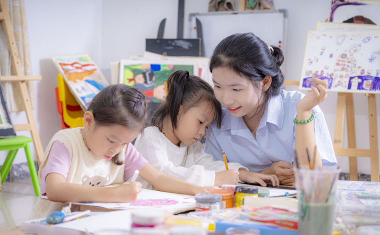 KHÓA HỌC MỸ THUẬT - ART