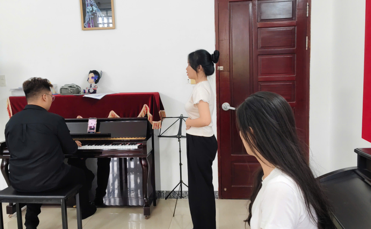 GIAI ĐOẠN CAO ĐIỂM LUYỆN THI – ÁP LỰC VÀ CƠ HỘI TỎA SÁNG